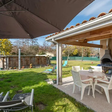 Maison Spacieuse A 600m Du Lac, 8 Pers., Piscine - Fr-1-50-161 * Aureilhan (Landes)